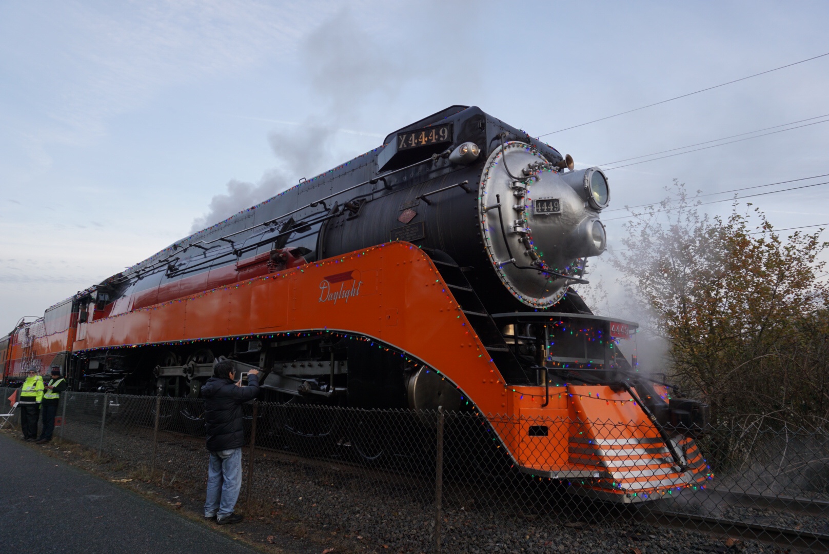 ポートランドでHoliday Express：蒸気機関車の力にビックリ！ – みとの